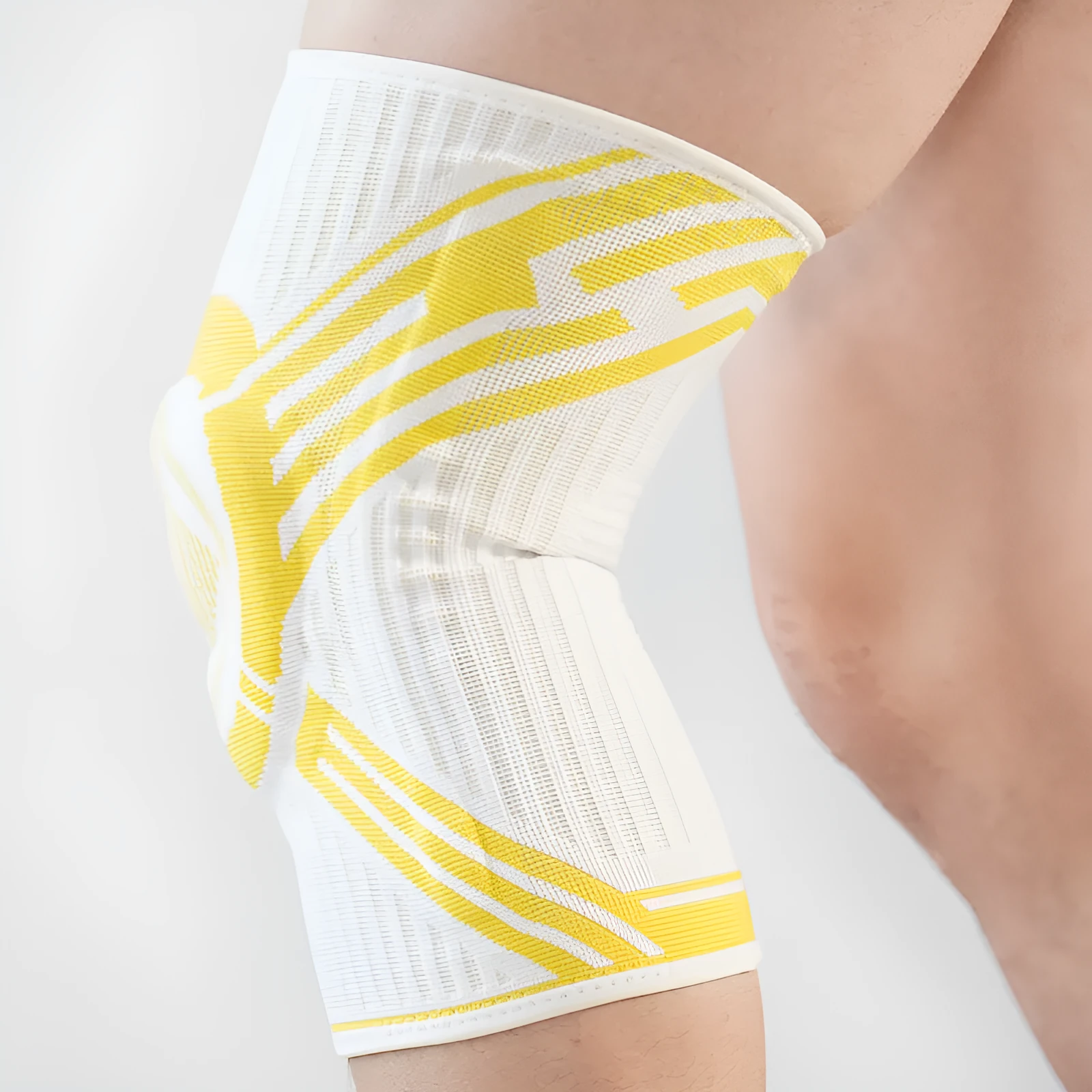 High elasticity cotton knee pads in blue colour for basketball and running sports