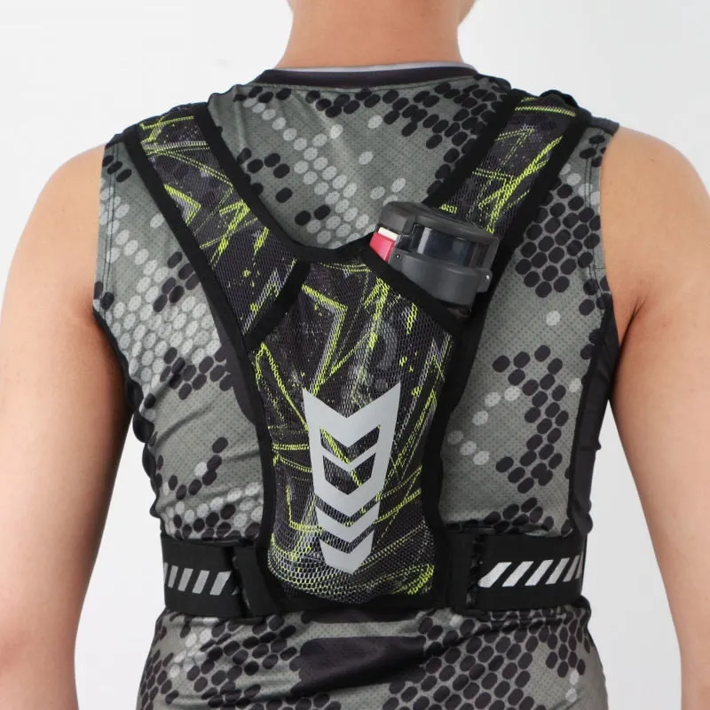 Breathable polyester chest bag in black, free size adjustable waist for outdoor sports and leisure travel