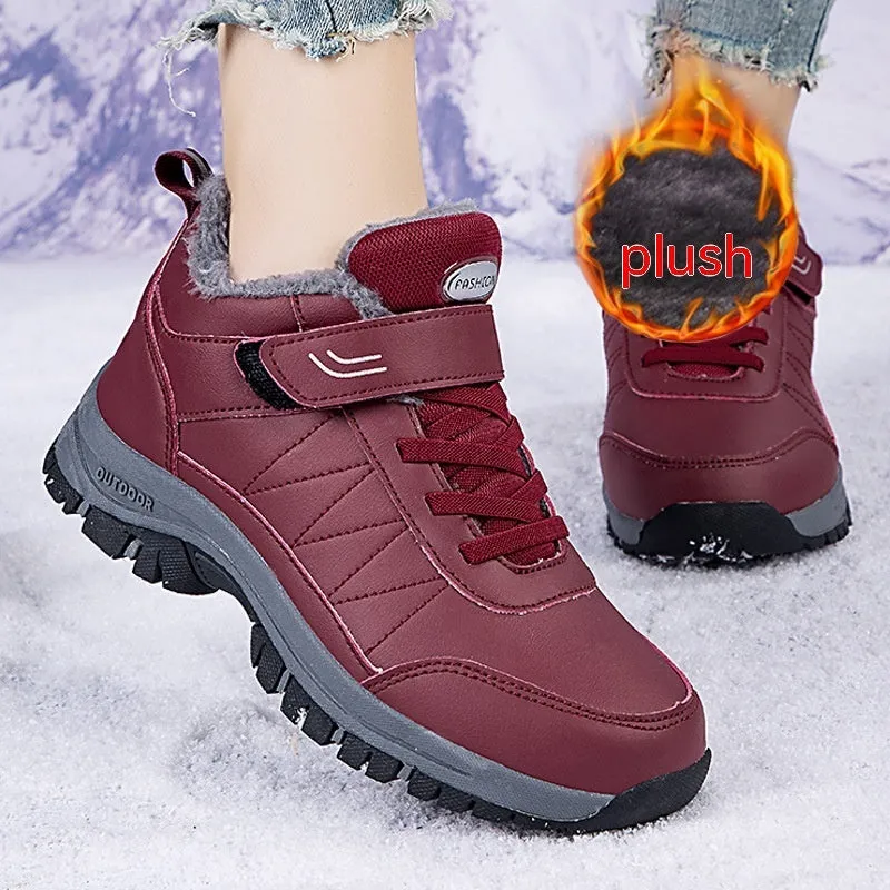 Men's high-top fleece-lined hiking shoes in black, waterproof with non-slip rubber sole