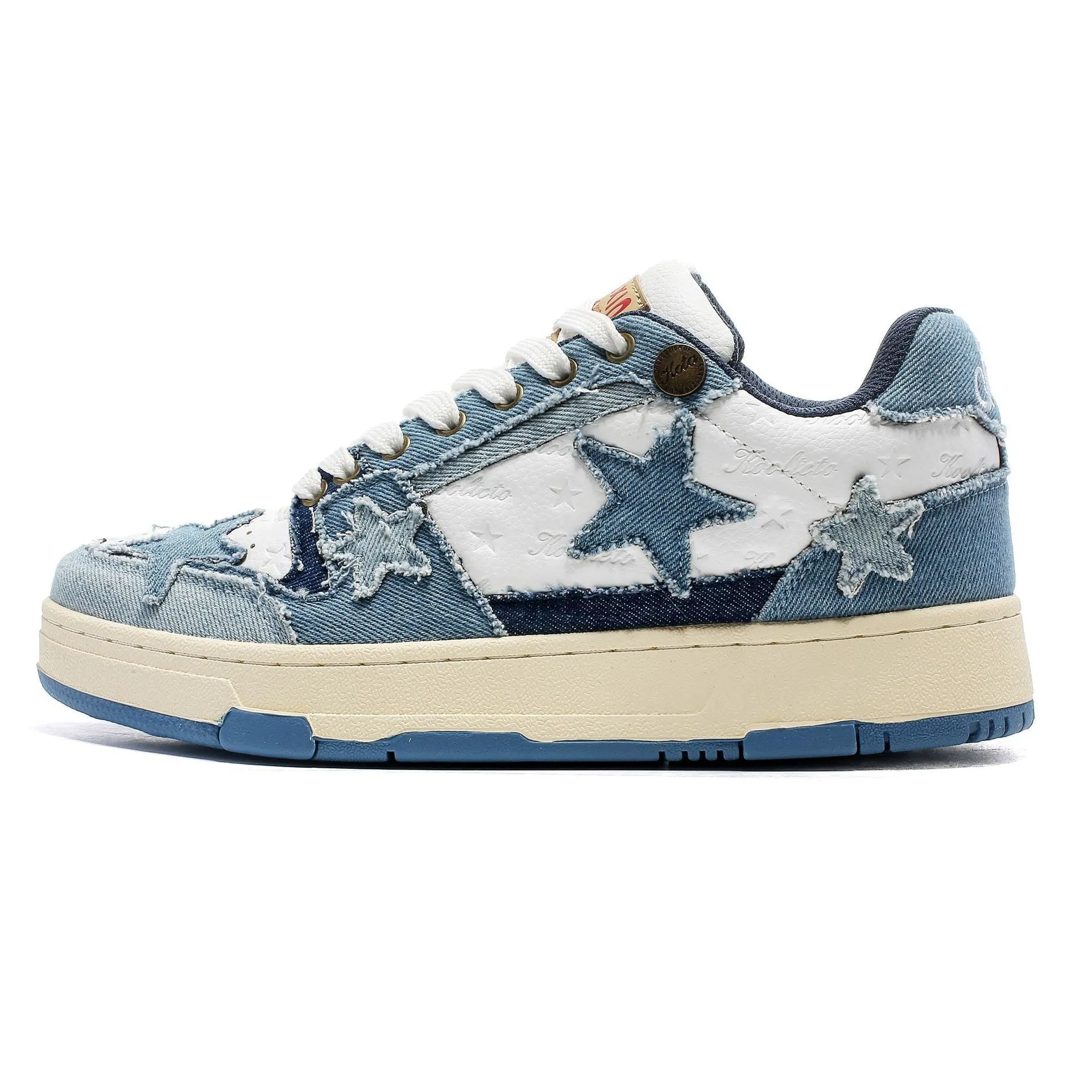 Unisex low-top cowhide leather platform running shoes in West Lake Dragon Well Tea colour with a round toe and lace-up front.