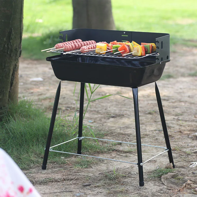 Portable metal barbecue oven in black, dimensions 29x12x44cm, suitable for camping and outdoor use