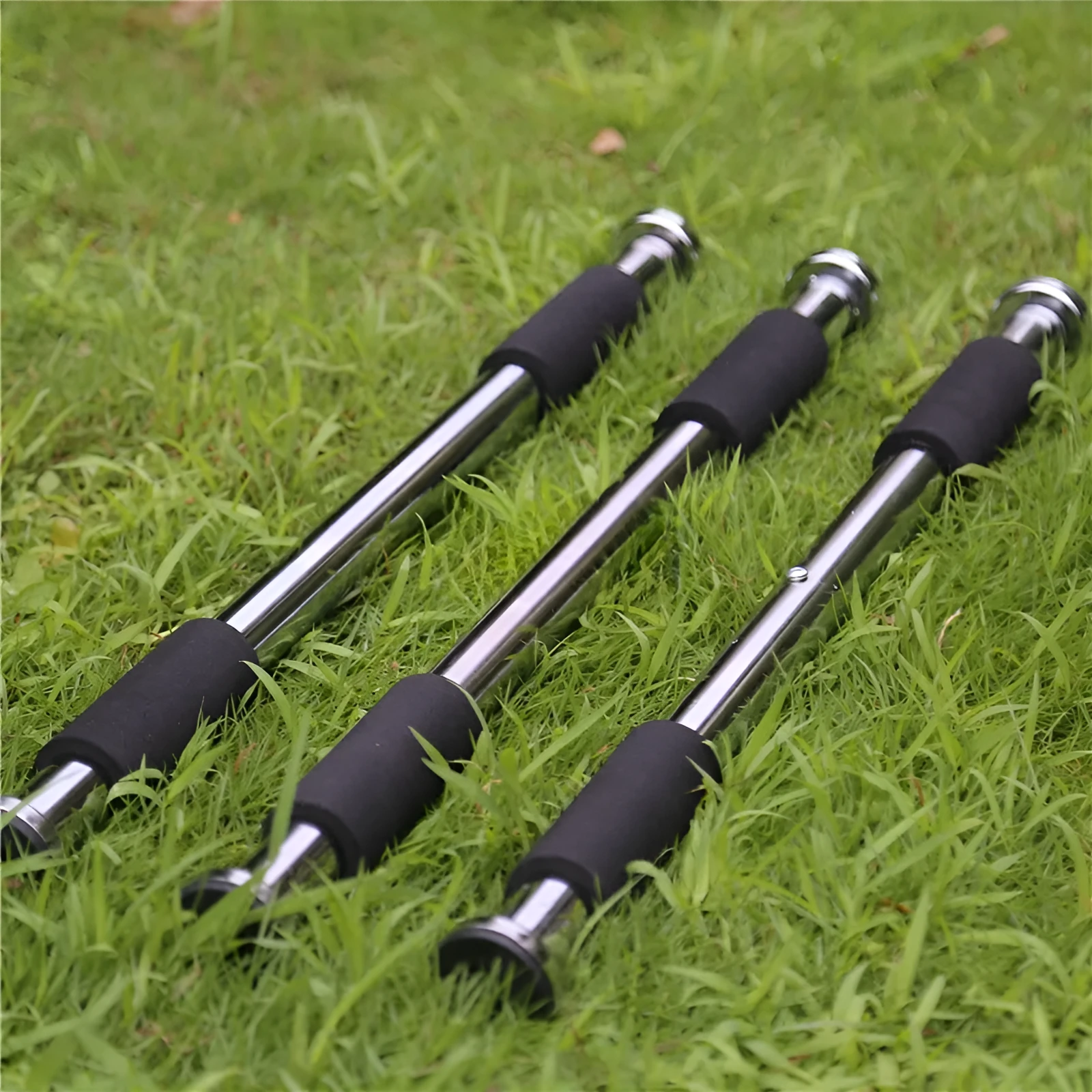 Steel adjustable length pull-up bar for door frame or wall mounting