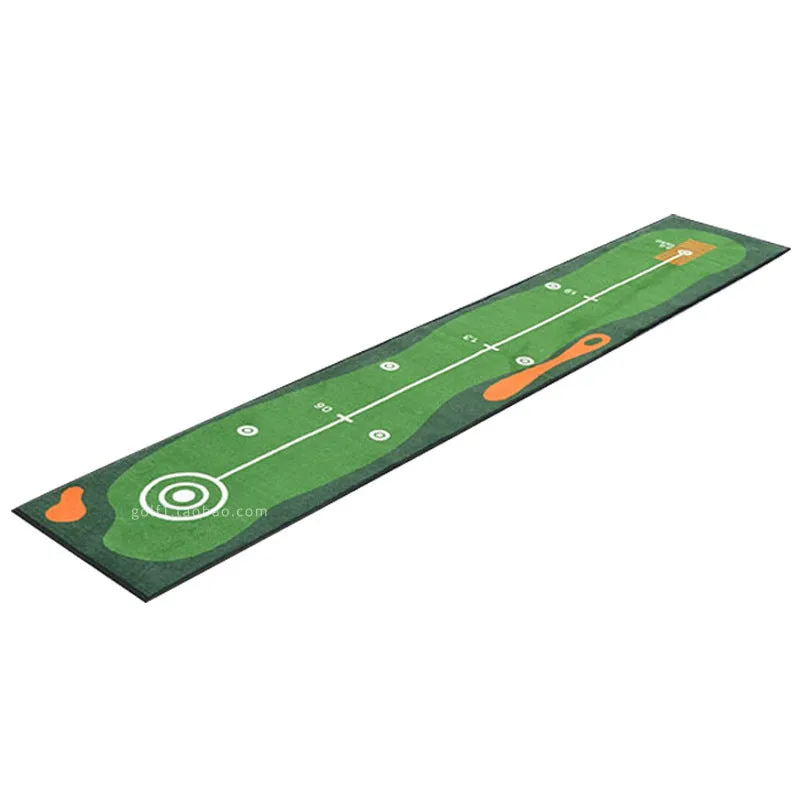 Golf putting practice blanket 3 metres long with non-slip TPR surface, green style, on grassy outdoor area