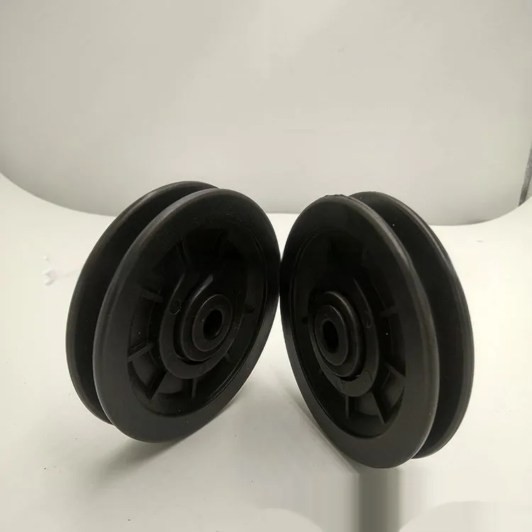 Single black plastic pulley 95mm diameter for fitness cable machine equipment