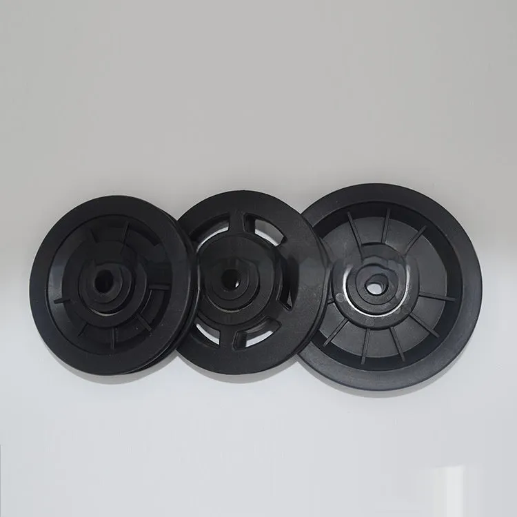 Single black plastic pulley 95mm diameter for fitness cable machine equipment