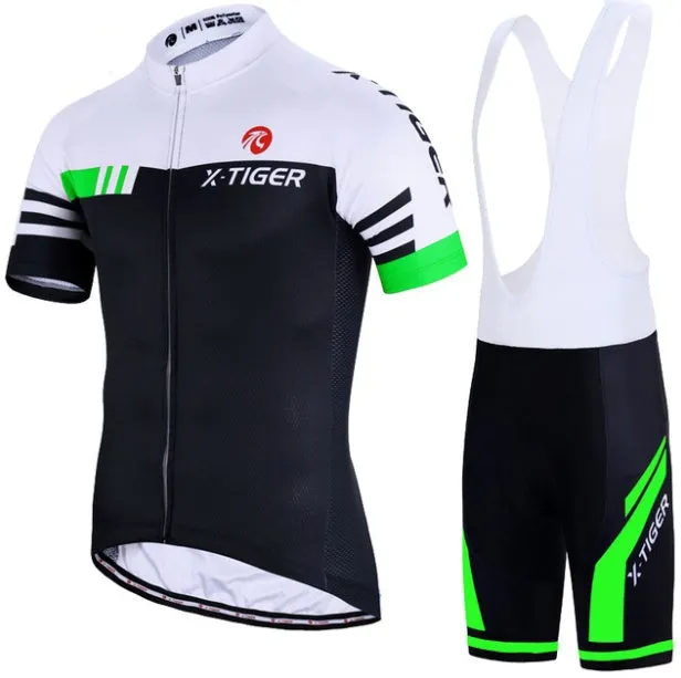 Cycling clothes outdoor sportswear in red chemical fibre blend fabric on model
