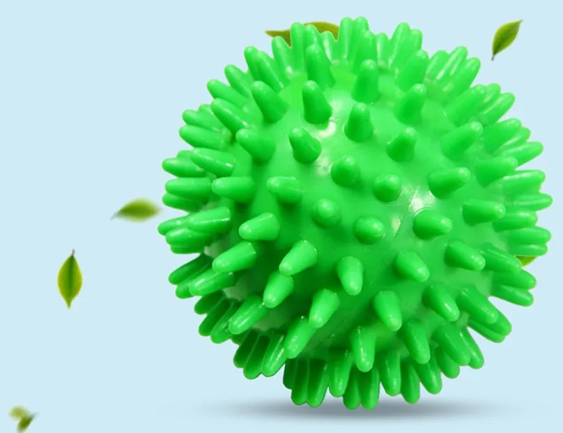 Fitness sports fascial point massage ball set with hard spikes, 7.5cm and 9cm, in dark purple and green