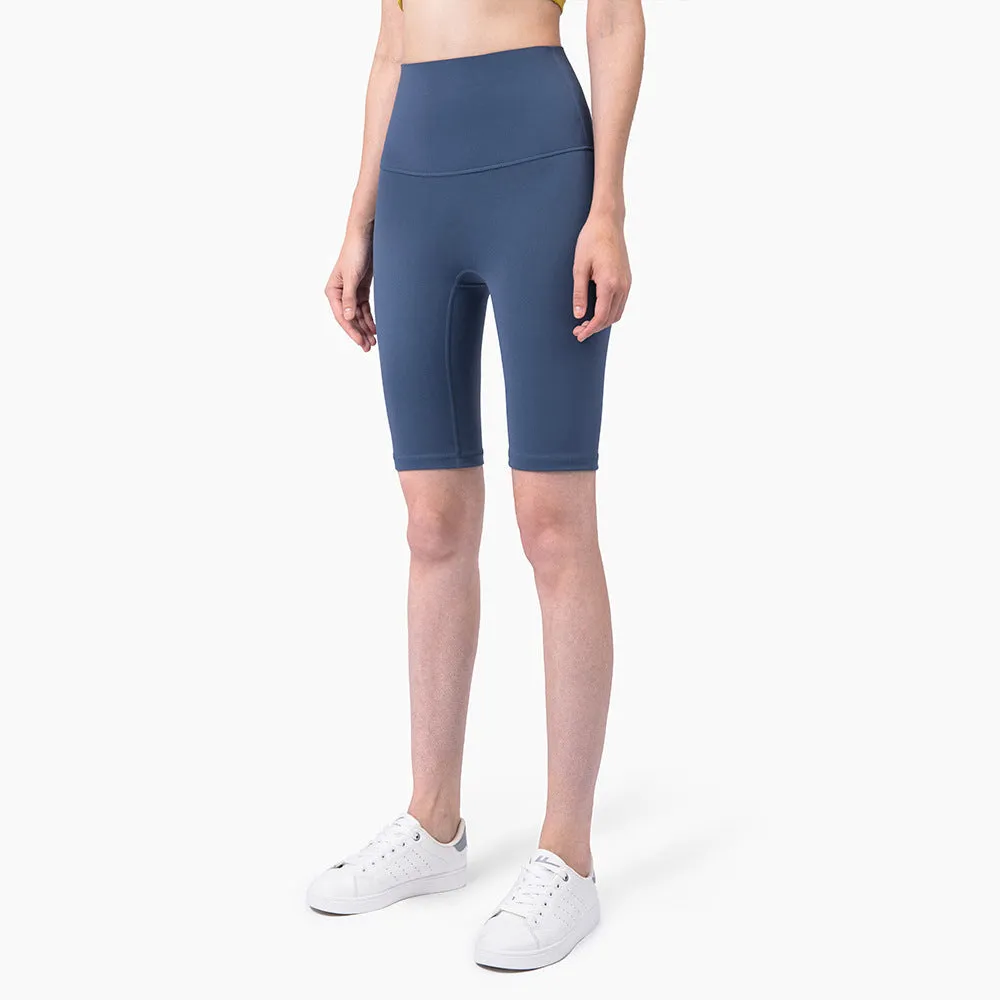Women's five-point fitness pants in moisture-wicking nylon, available in multiple colours