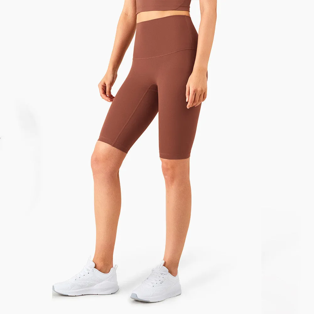 Women's five-point fitness pants in moisture-wicking nylon, available in multiple colours
