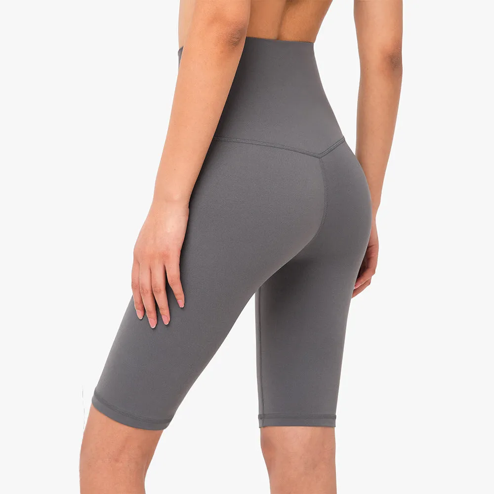 Women's five-point fitness pants in moisture-wicking nylon, available in multiple colours