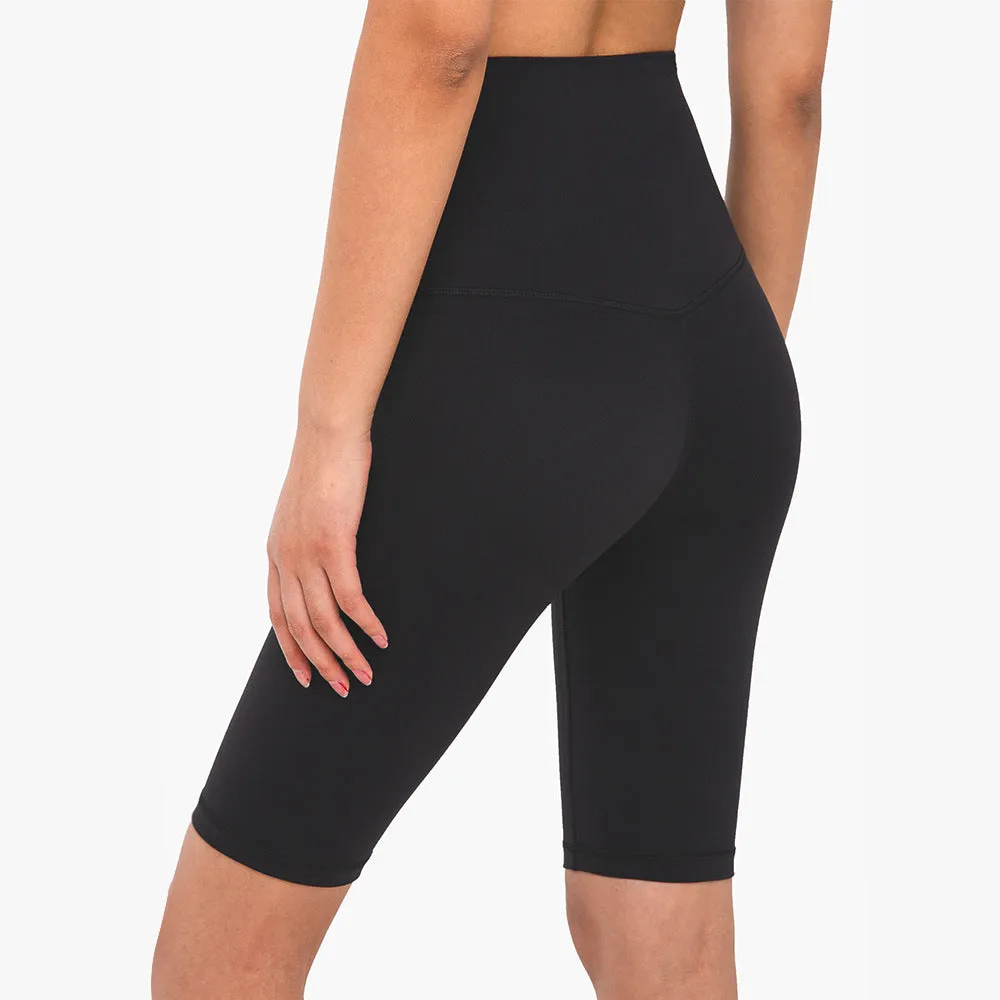 Women's five-point fitness pants in moisture-wicking nylon, available in multiple colours