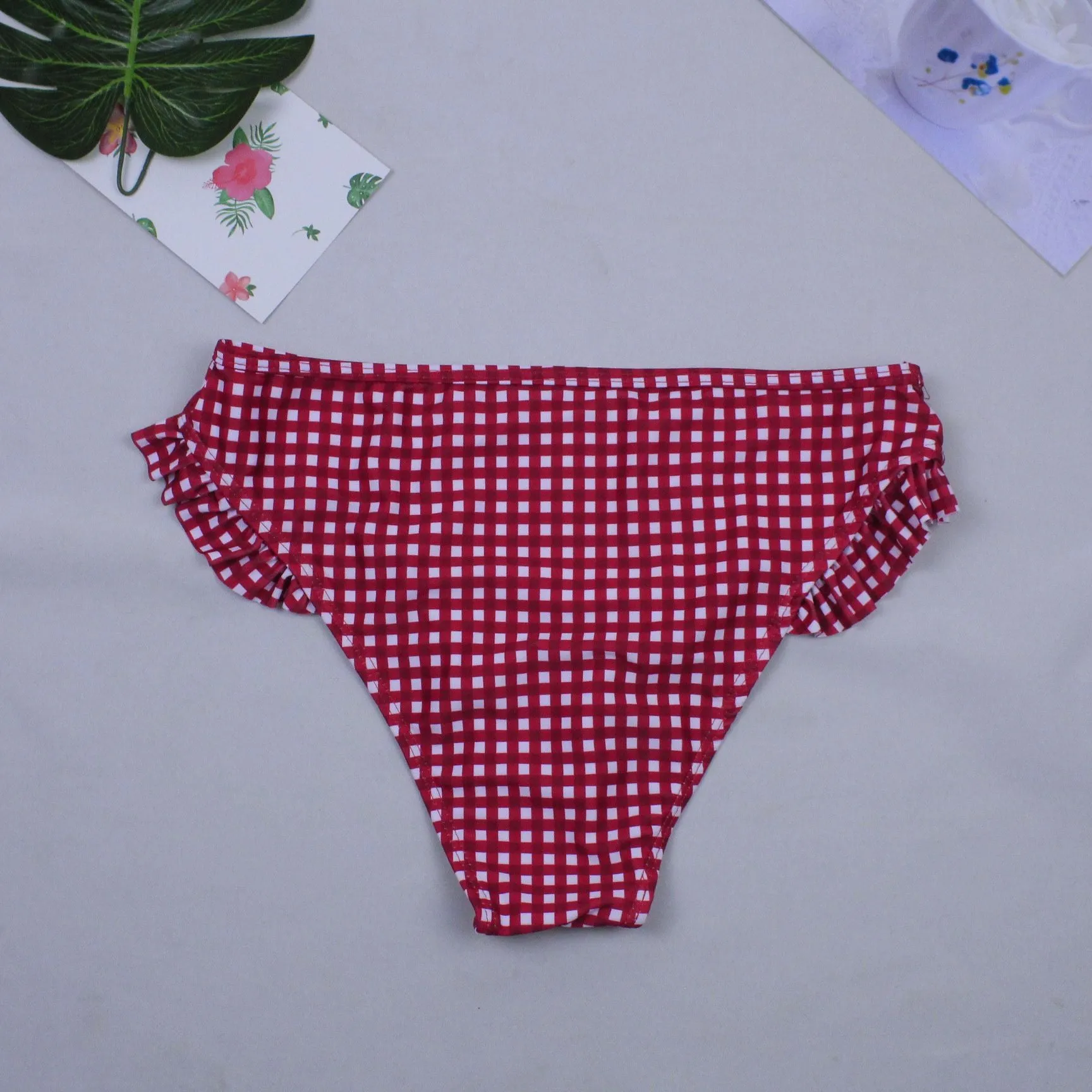 Red and green plaid bikini two-piece swimwear for women with chest pad, size S M L XL