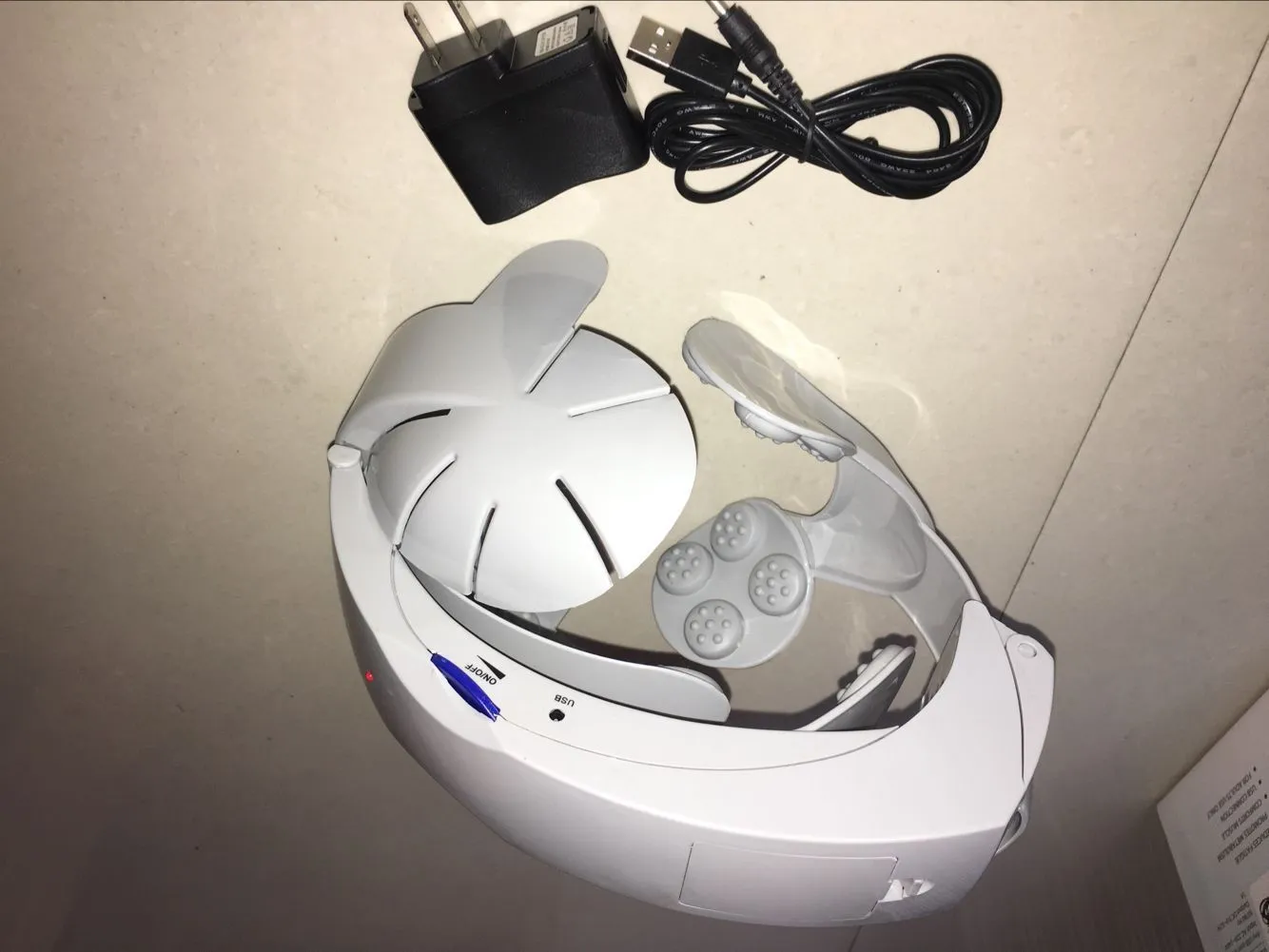 Head massager with hot compress function, computerized control, and infinitely variable speed, Style1