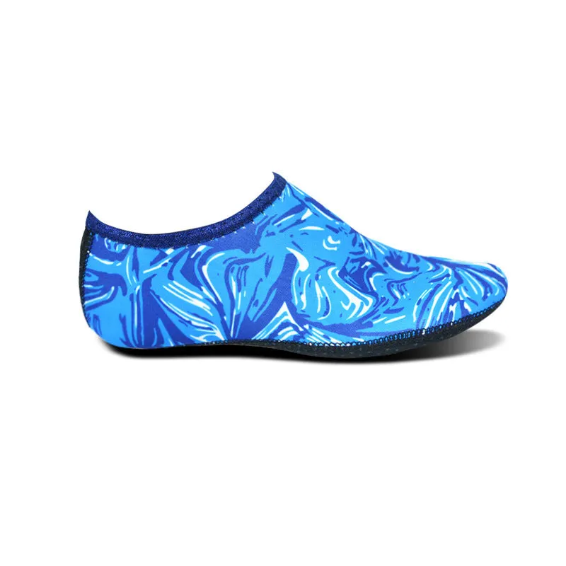 Printing snorkeling diving socks for men and women 2.5mm rubber Lycra non-slip in camouflage red and blue