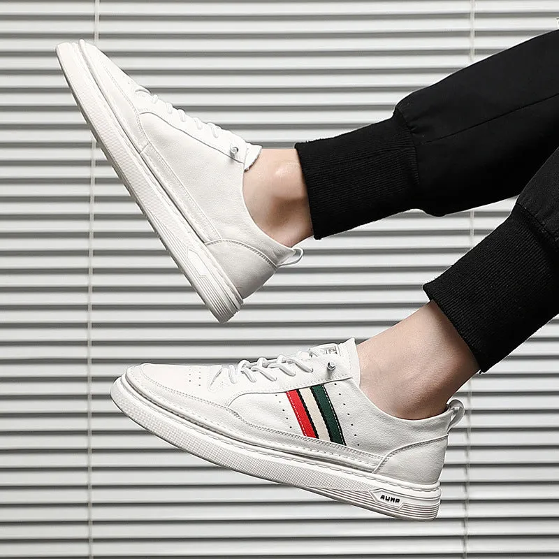 White leather casual lace-up shoes with inner increase, round toe, and rubber outsole in a summer style