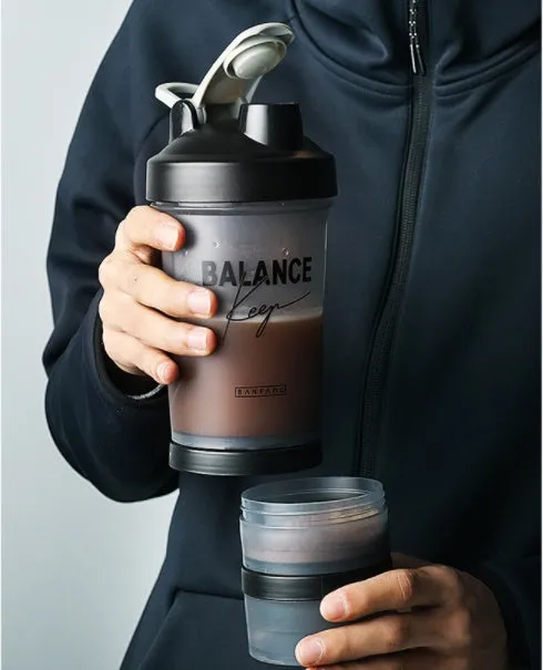 Fitness shake cup 500ml plastic leak-proof portable bottle for protein shakes