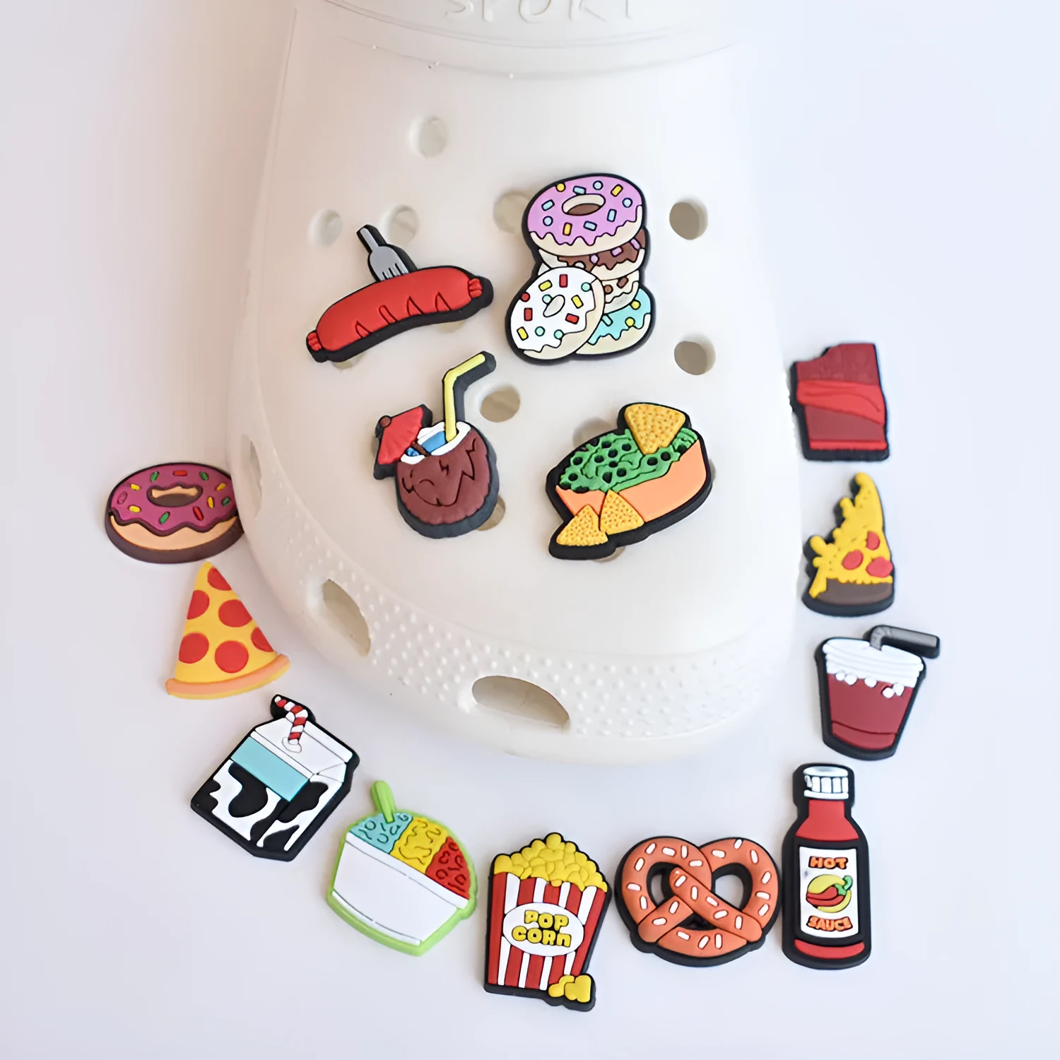 Removable PVC shoe ornament buckle for hole shoes, 2.5-3cm size
