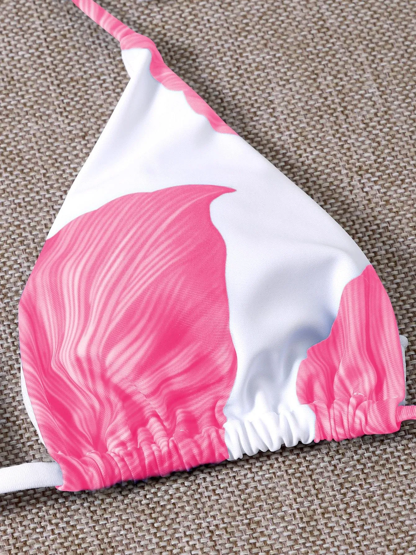 Women's adjustable three-piece bikini swimsuit in orange with printed pattern and chest pads