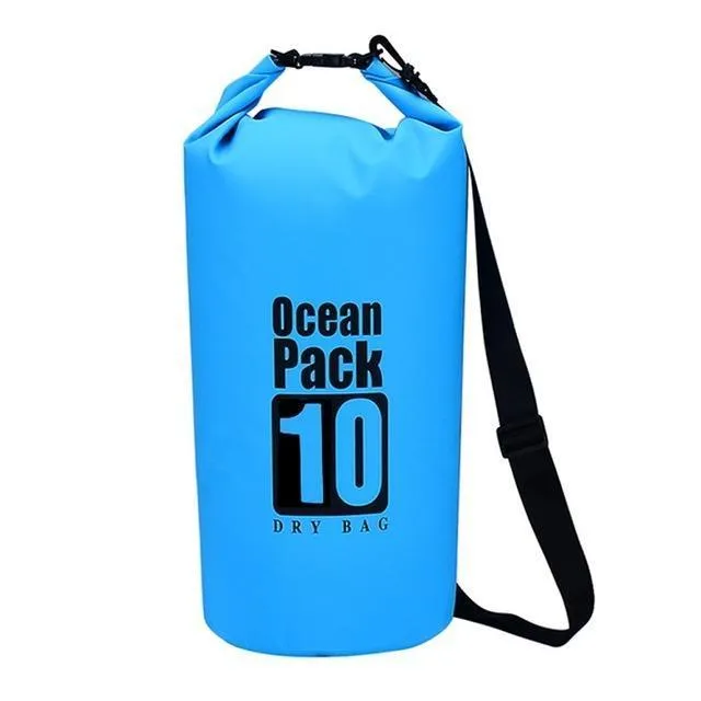 Brigands waterproof dry bag in roll-top design for outdoor activities