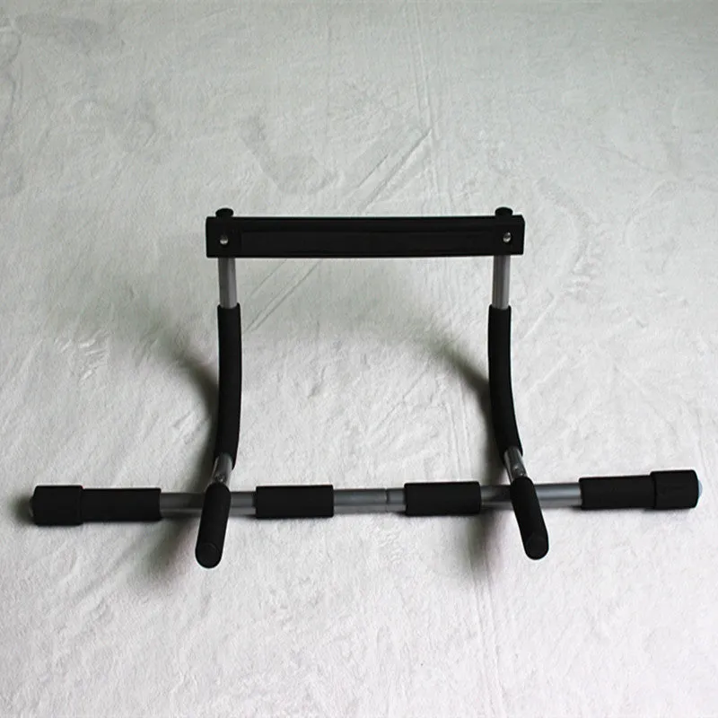 Black steel pipe indoor pull-up bar mounted on door frame for single and double poles exercises