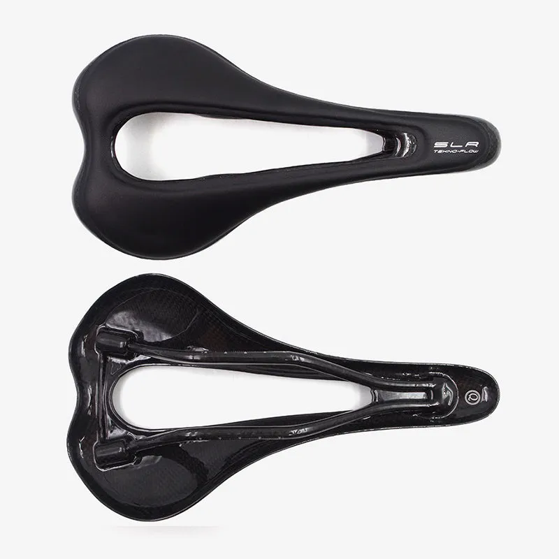 Carbon fibre bicycle saddle 272mm by 146mm in glossy black finish with standard rails