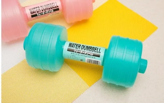 Water-filled fitness dumbbell for women in pink polypropylene plastic with leak-proof port