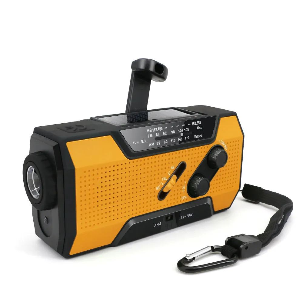 Pocket solar radio in green, waterproof and solar-powered for outdoor use