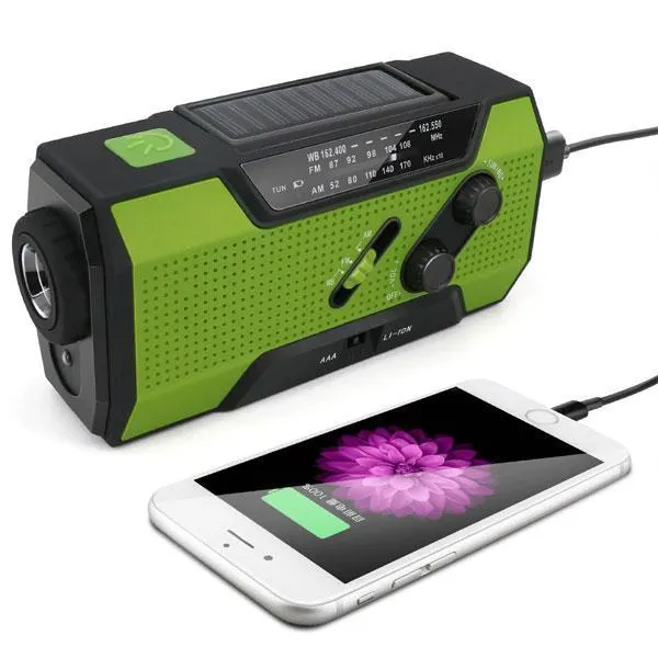 Pocket solar radio in green, waterproof and solar-powered for outdoor use