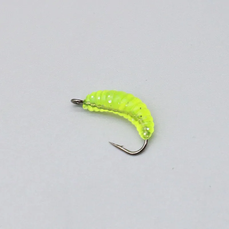 Fishing bait lure with hook in pink worm style, including luminous colour option, for Big Eye snakehead Rod Hook No. 4