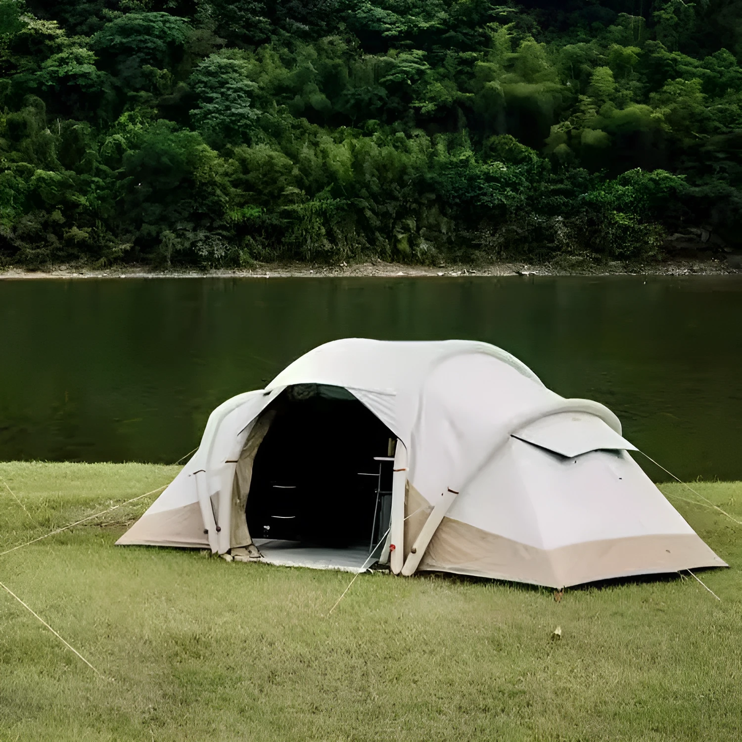 Inflatable camping tent for 4 people with hand pump, double-sheet design, polyethylene base, and shading rainfly