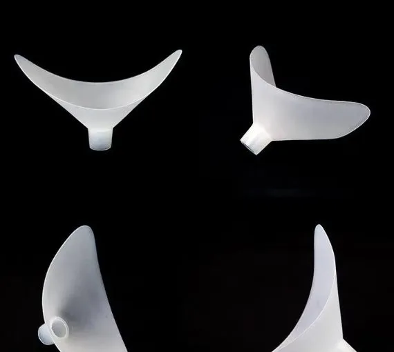 Pack of 100 environmentally friendly plastic lung capacity tester mouthpieces with 12-13mm nozzle connection