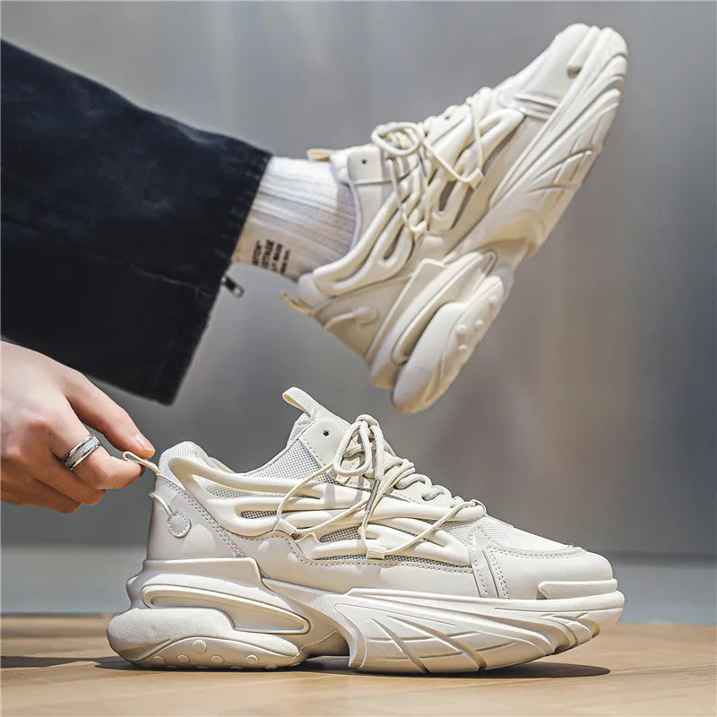 Men's low-top sneakers in beige with mesh and PU leather upper and rubber sole on a plain background