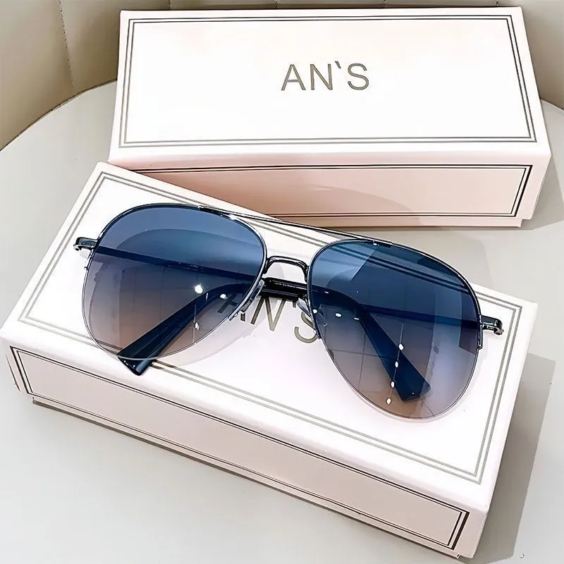 Metal frame aviator sunglasses with UV protection resin lenses in multiple colour options
