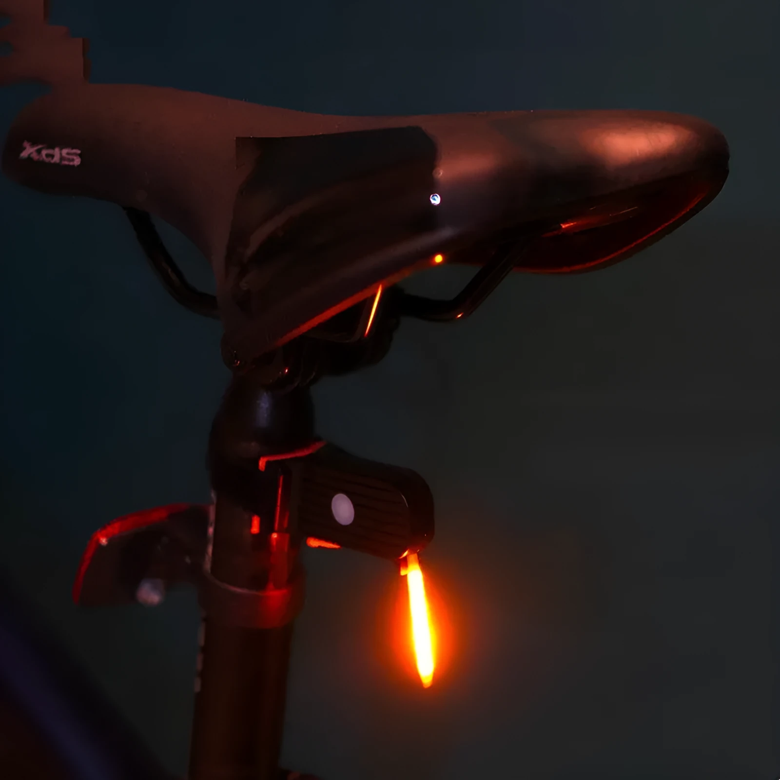 USB rechargeable waterproof cycling taillight in multiple colour options