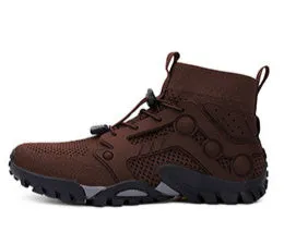 Outdoor climbing boots with Flyknit upper and rubber sole in army green colour