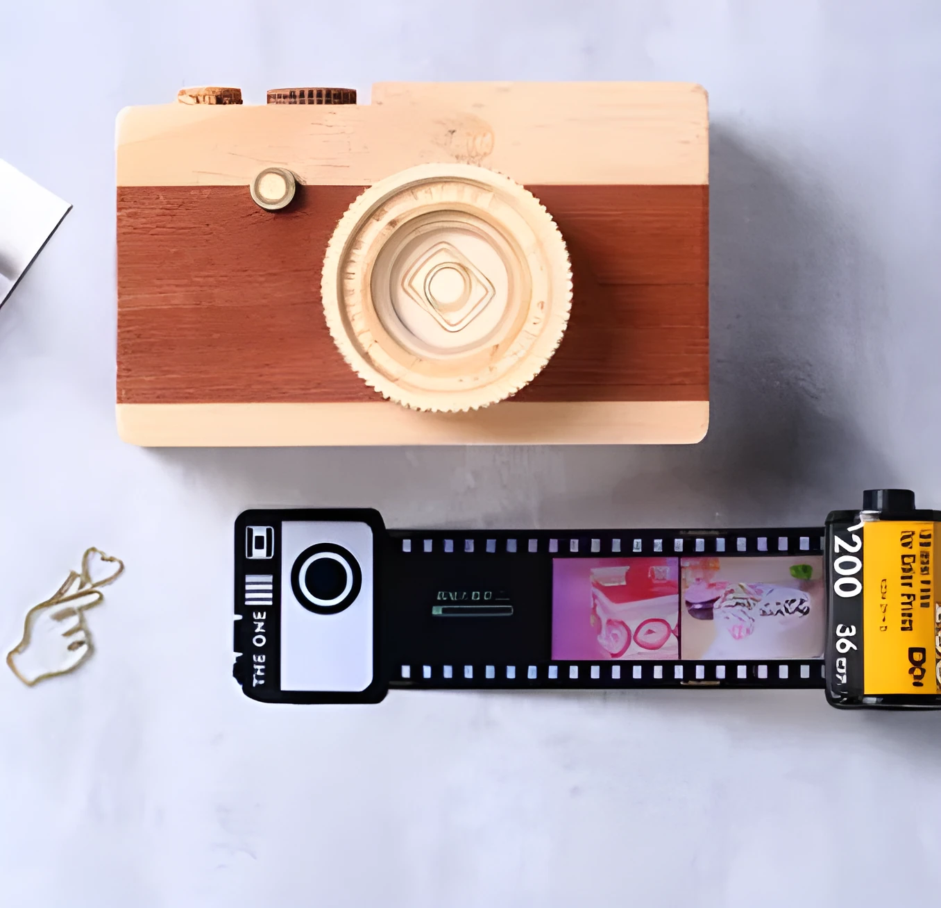 Memory colour film album in a Kodak yellow wooden box with tote bag and gifts