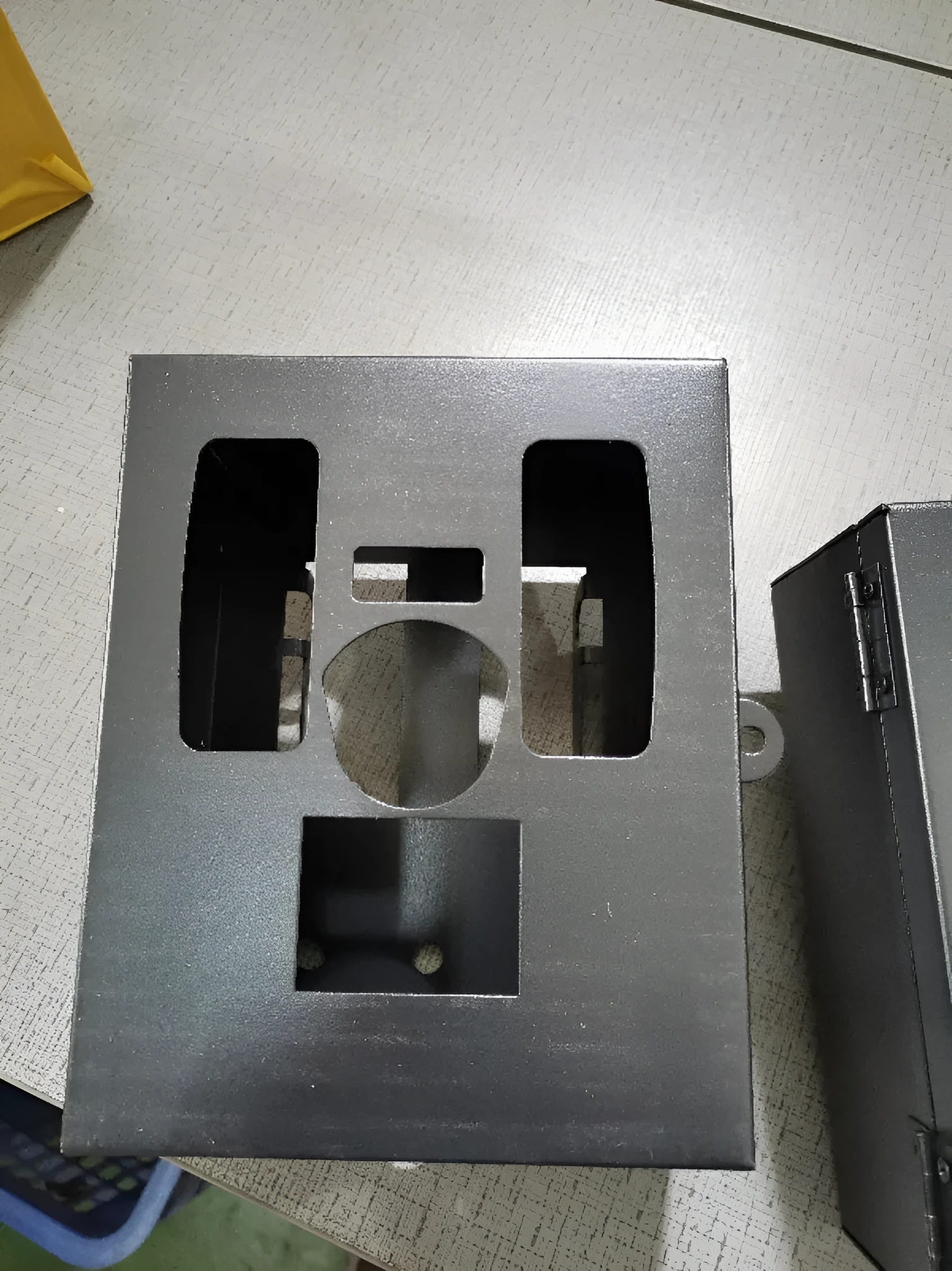 Protective camera box enclosure for BL480 model 4G trail camera with infrared night vision