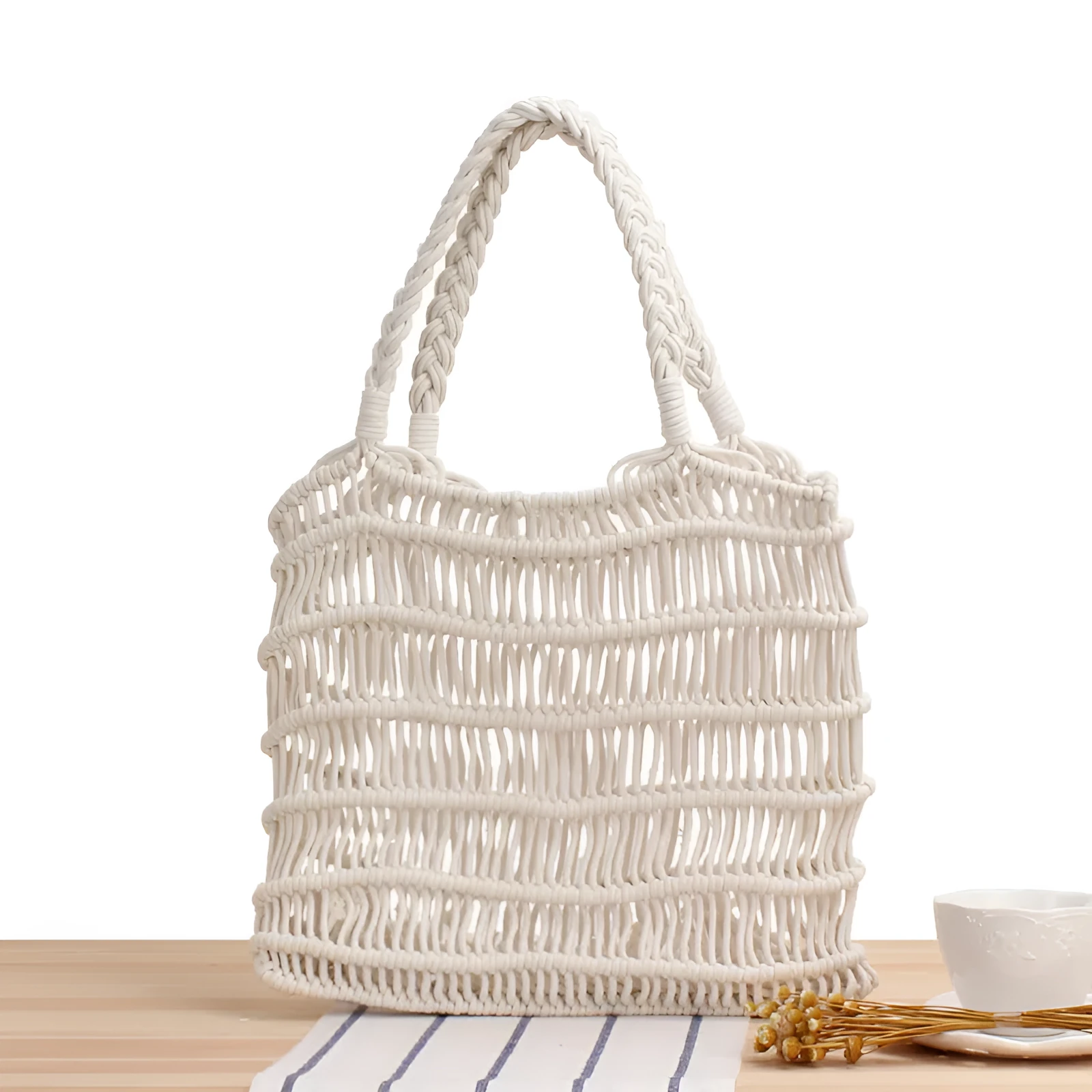 Women's square straw beach bag with double shoulder straps in camel colour