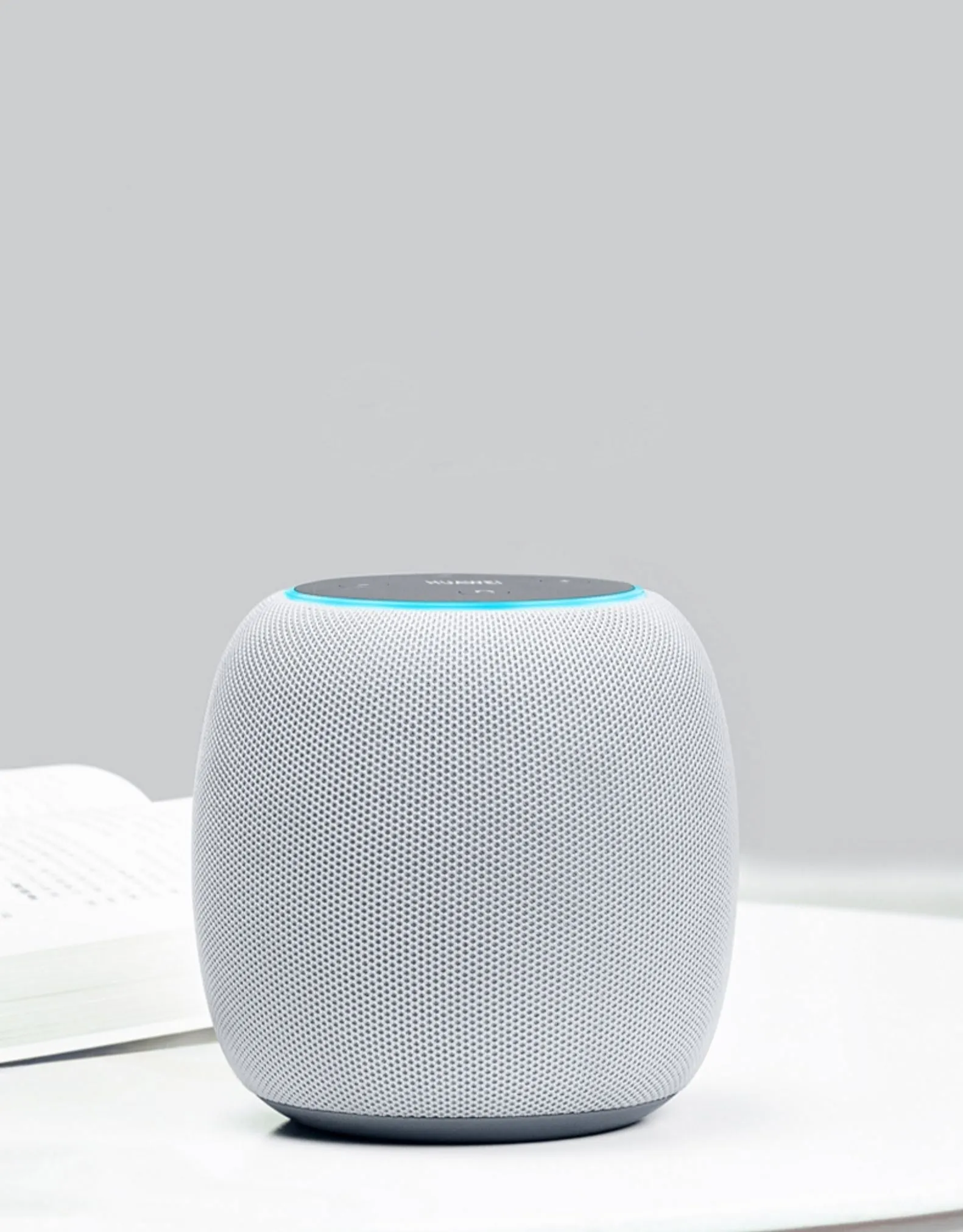 Mini artificial intelligence wireless Bluetooth speaker with voice control functionality