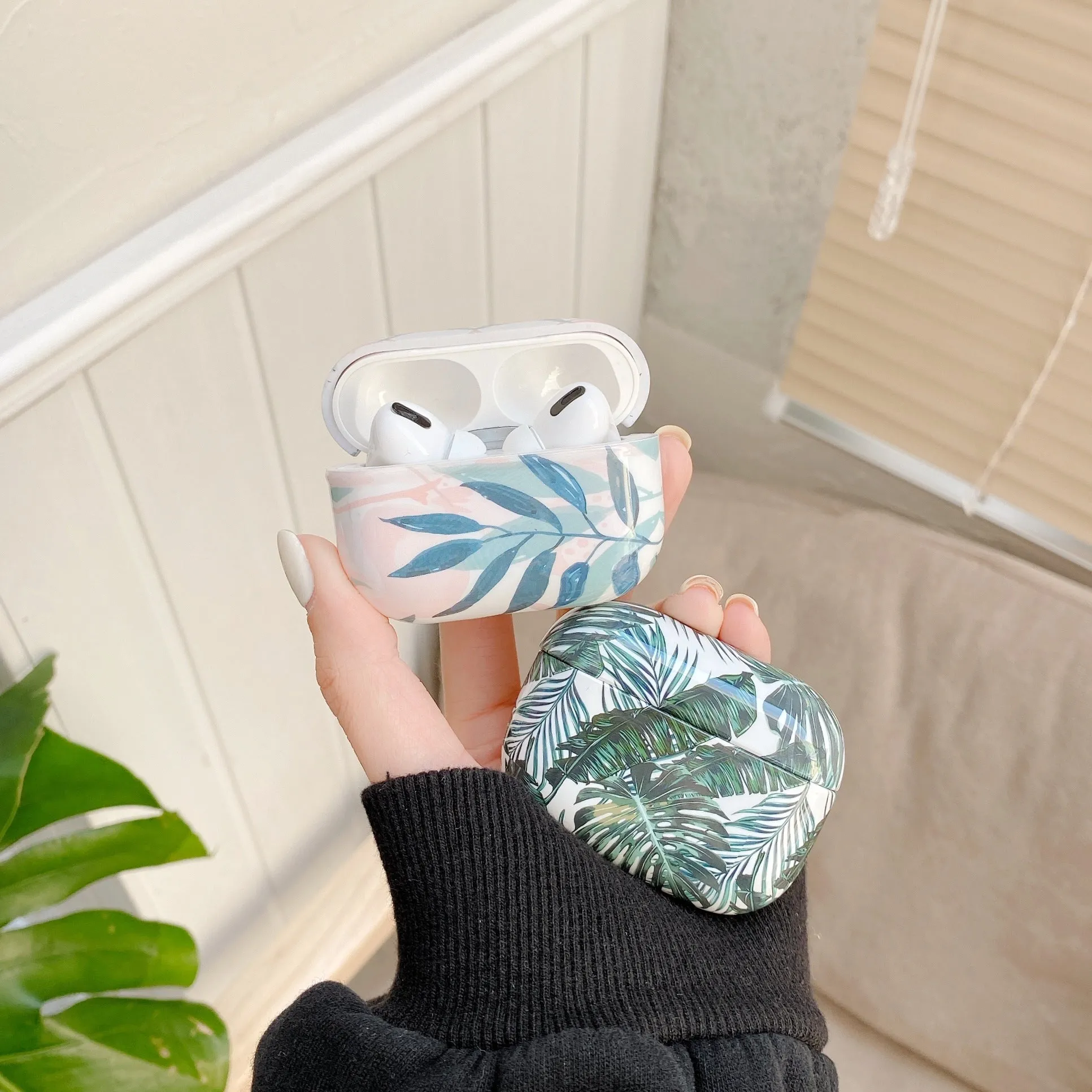 Banana leaves design TPU protective case for Apple AirPods and AirPods Pro in blue and green colour options
