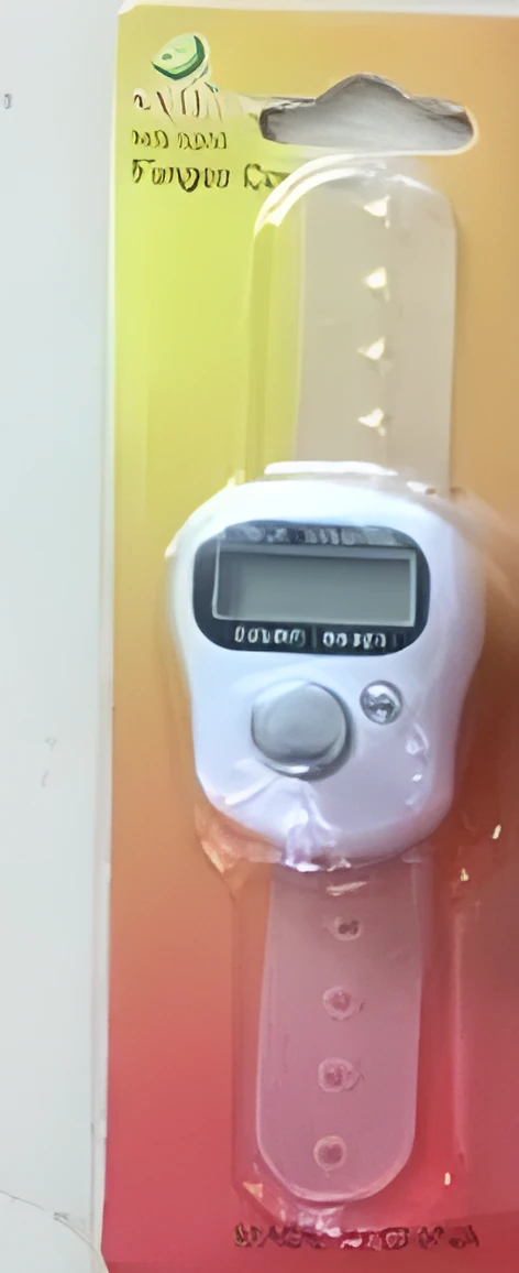 Electronic finger counter ring in black with digital display for knitting crochet and sewing tally