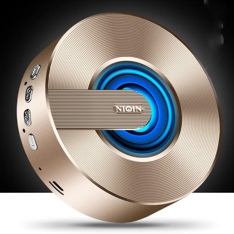 Liqin wireless speaker in black with compact design and 3.5mm audio jack
