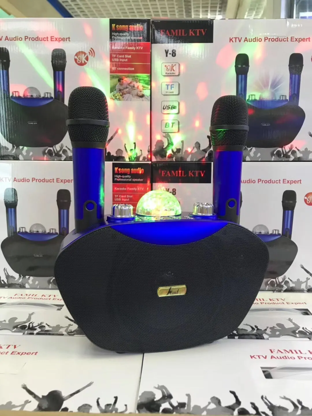 Family KTV microphone with USB power and 32GB storage in black plastic shell