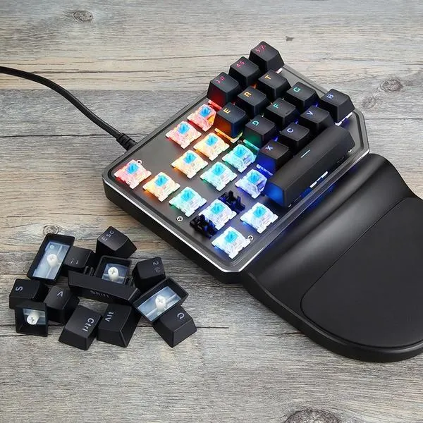 Motospeed V30 single hand mechanical keyboard 27 keys black with monochrome LED lighting