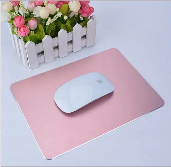 Alloy mouse pad 250x200mm in silver colour with smooth metal surface and non-slip base