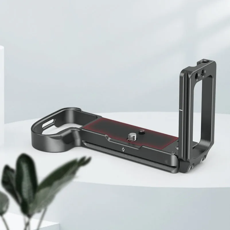 L-shaped aluminium alloy camera bracket in black for Nikon Z series with wrench included