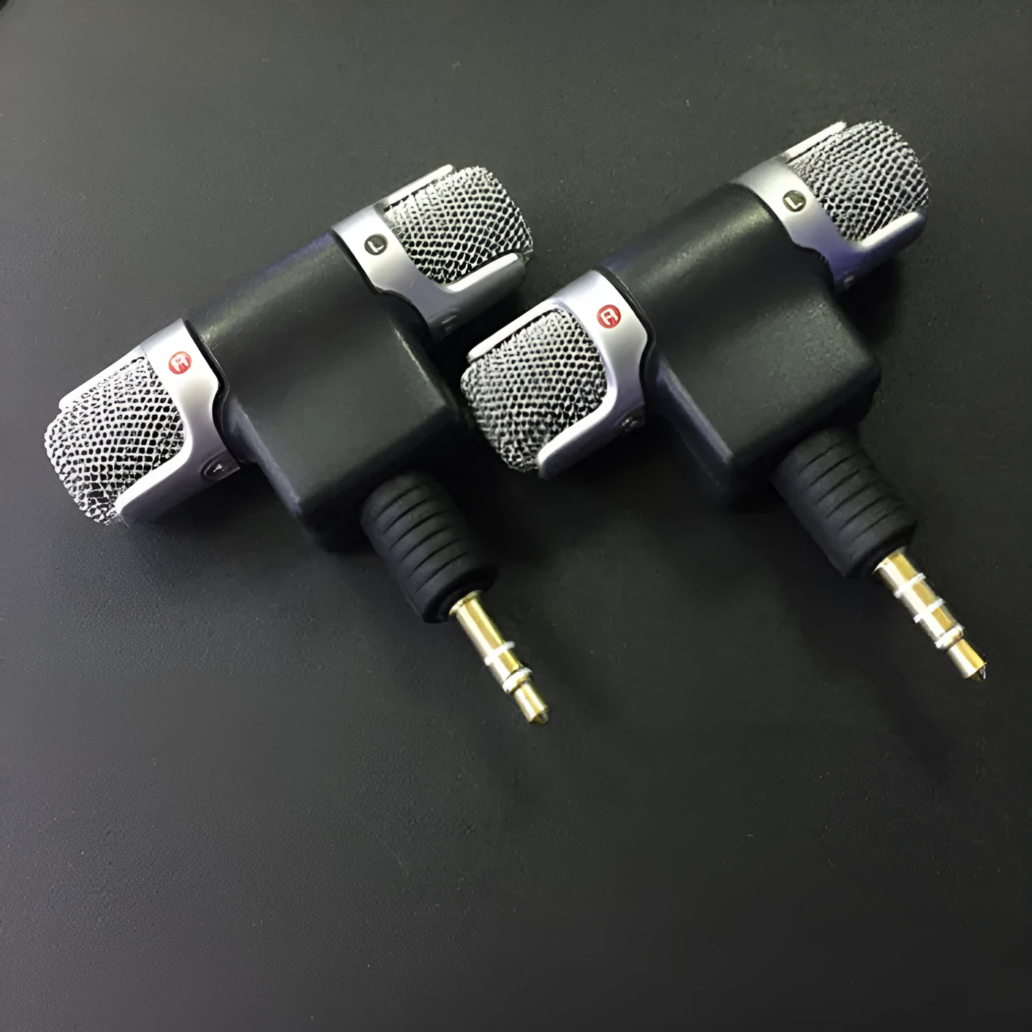 Mini wireless condenser microphone for computer camera recording omni-directional with over 12 hours battery