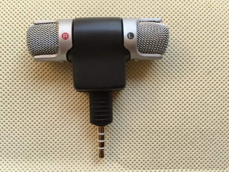 Mini wireless condenser microphone for computer camera recording omni-directional with over 12 hours battery