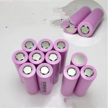 3.7V 2600mAh cylindrical lithium battery cell with safety protection circuit