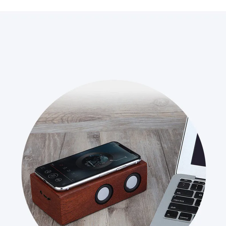 Retro wooden Bluetooth speaker in bamboo, black walnut or sapele finish with 7-hour battery life